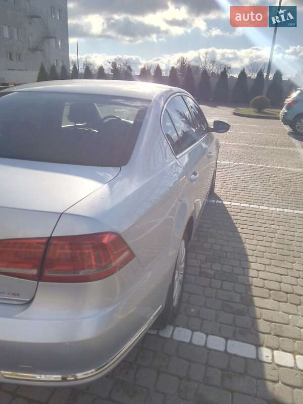 Седан Volkswagen Passat 2012 в Львове фото 4 Седан Volkswagen Passat 2012 в Львове