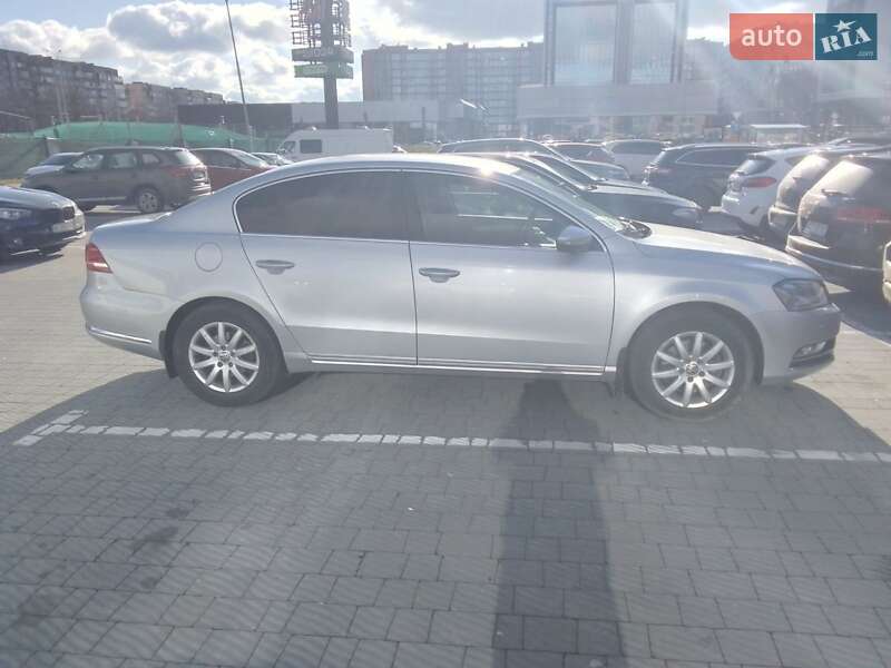 Volkswagen Passat 2012 Volkswagen Passat 2012