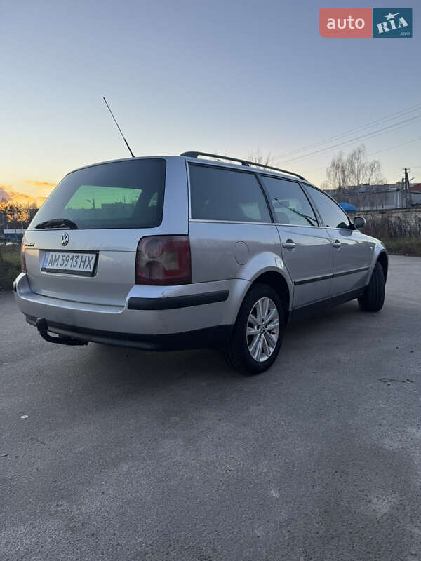 Универсал Volkswagen Passat 2003 в Житомире