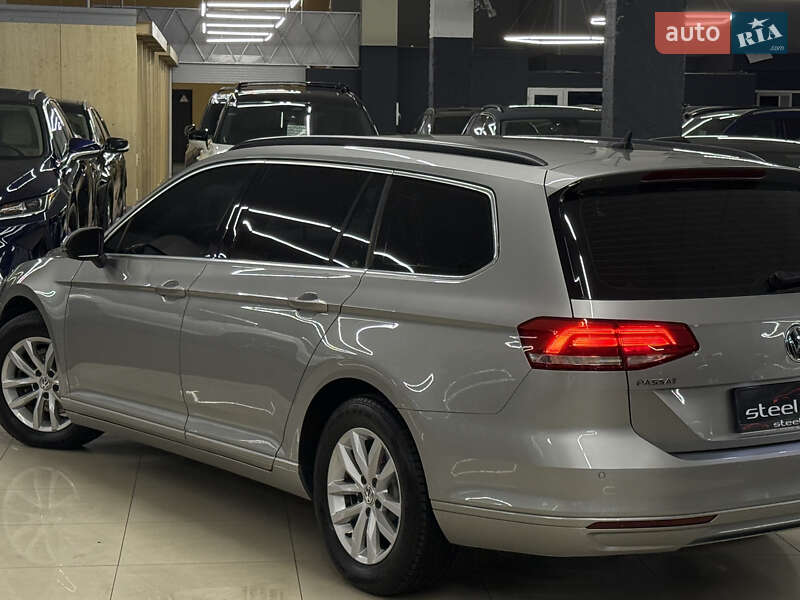 Универсал Volkswagen Passat 2015 в Николаеве