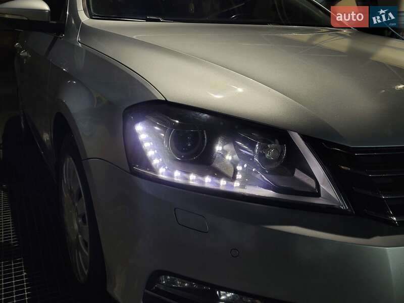 Универсал Volkswagen Passat 2012 в Львове