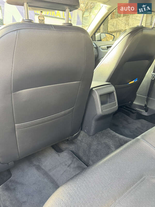 Седан Volkswagen Passat 2016 в Киеве фото 25 Седан Volkswagen Passat 2016 в Киеве