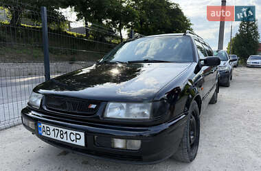 Универсал Volkswagen Passat 1995 в Кременце