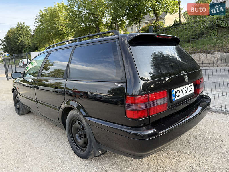Універсал Volkswagen Passat 1995 в Кременці