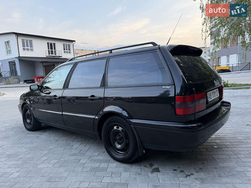 Універсал Volkswagen Passat 1995 в Кременці