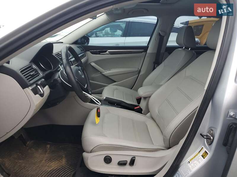 Седан Volkswagen Passat 2017 в Львове фото 7 Седан Volkswagen Passat 2017 в Львове