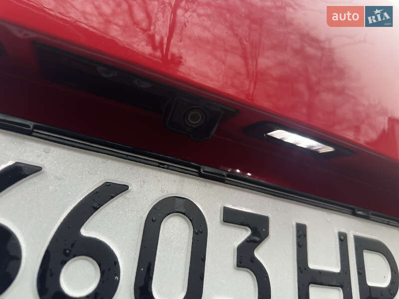 Універсал Volkswagen Passat 2012 в Івано-Франківську