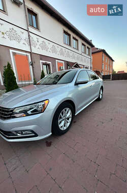 Седан Volkswagen Passat 2017 в Стрые