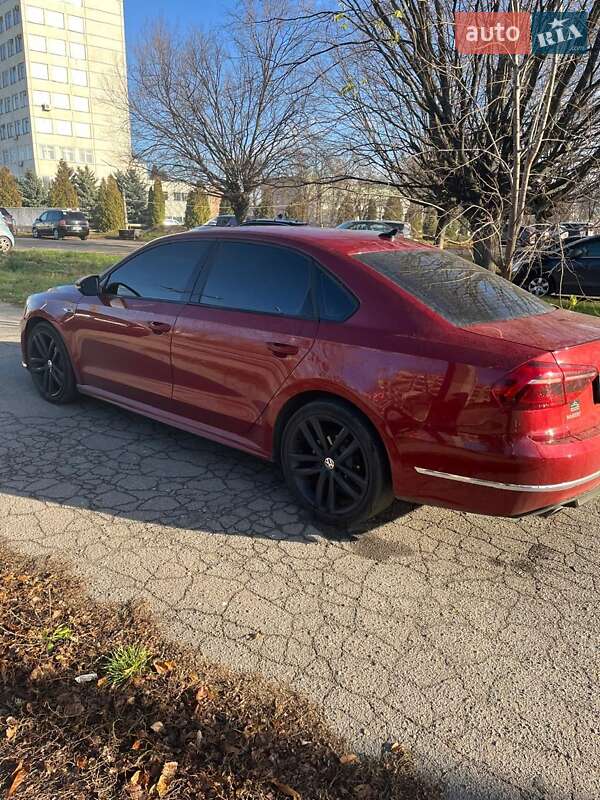 Седан Volkswagen Passat 2018 в Киеве фото 5 Седан Volkswagen Passat 2018 в Киеве