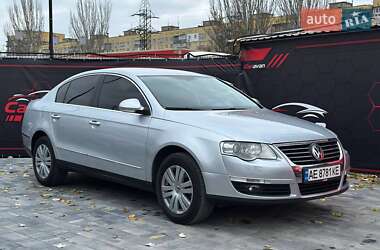 Седан Volkswagen Passat 2007 в Днепре