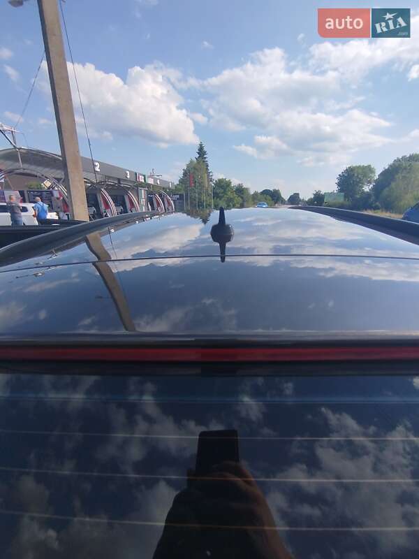 Универсал Volkswagen Passat 2015 в Ивано-Франковске