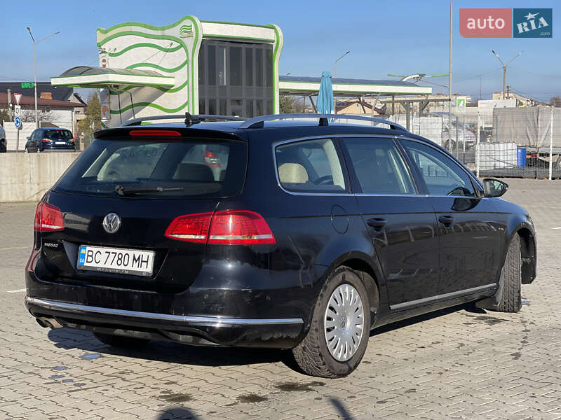Универсал Volkswagen Passat 2011 в Нововолынске