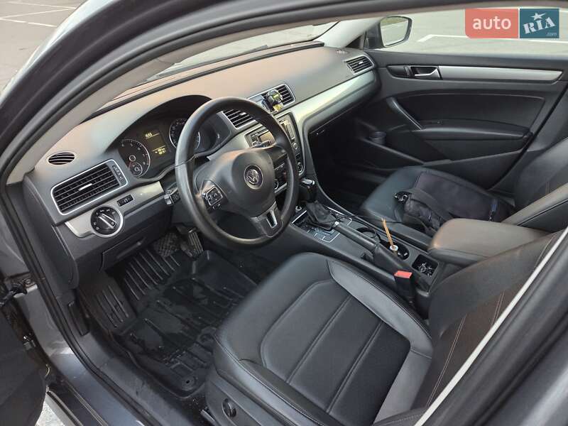 Седан Volkswagen Passat 2015 в Киеве