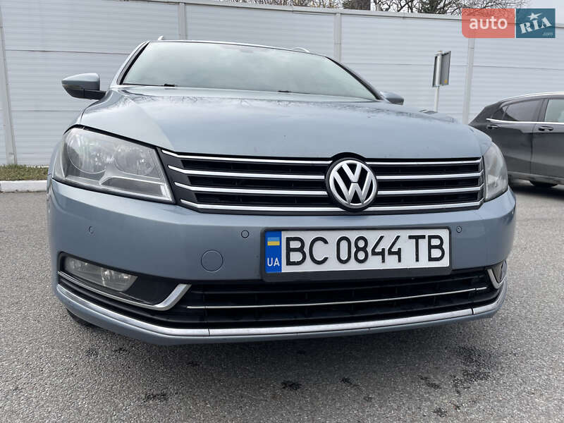 Универсал Volkswagen Passat 2013 в Львове