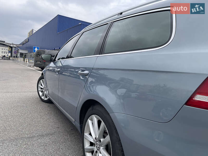 Универсал Volkswagen Passat 2013 в Львове