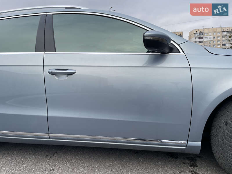 Универсал Volkswagen Passat 2013 в Львове