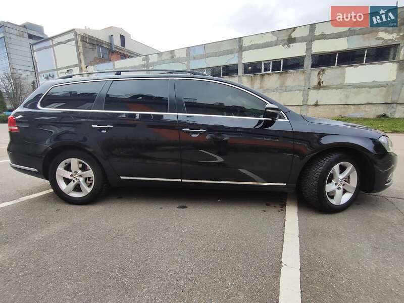 Универсал Volkswagen Passat 2011 в Кропивницком