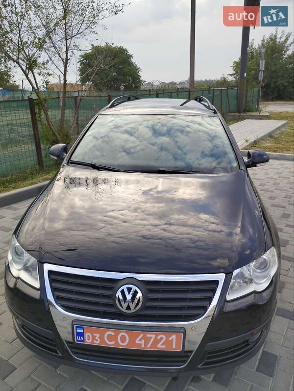 Универсал Volkswagen Passat 2009 в Запорожье