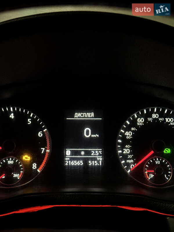 Седан Volkswagen Passat 2013 в Києві