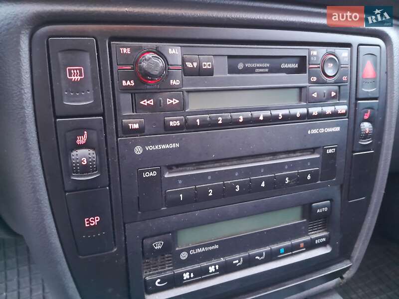 Универсал Volkswagen Passat 2004 в Любомле