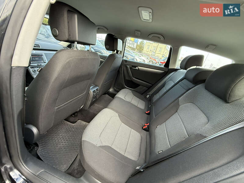 Универсал Volkswagen Passat 2014 в Стрые