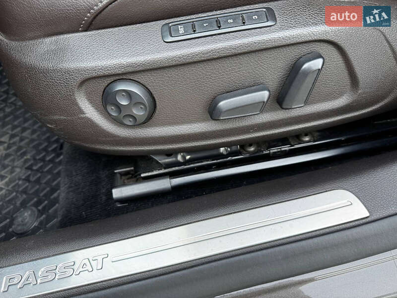 Седан Volkswagen Passat 2012 в Днепре
