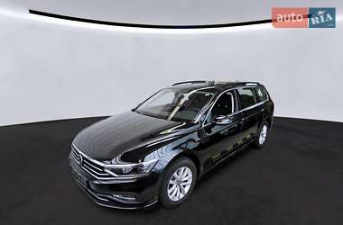 Универсал Volkswagen Passat 2022 в Луцке
