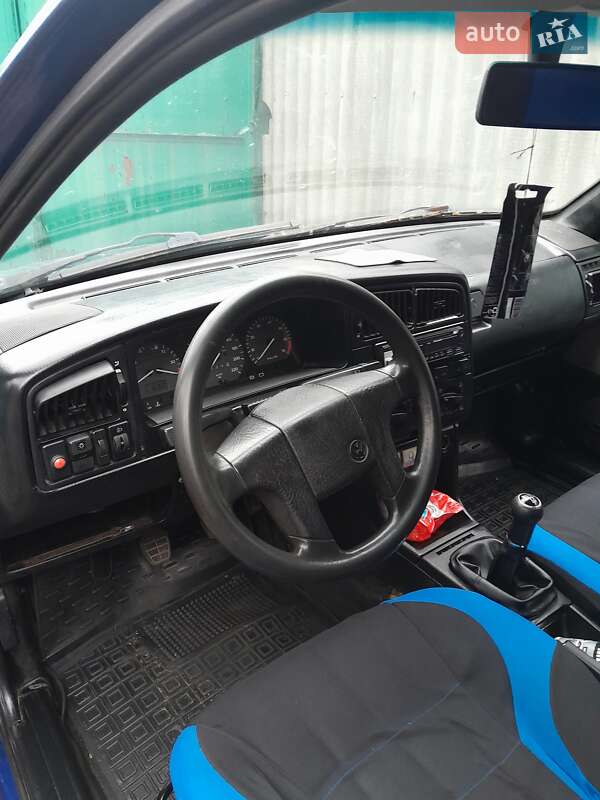 Седан Volkswagen Passat 1991 в Харькове фото 5 Седан Volkswagen Passat 1991 в Харькове