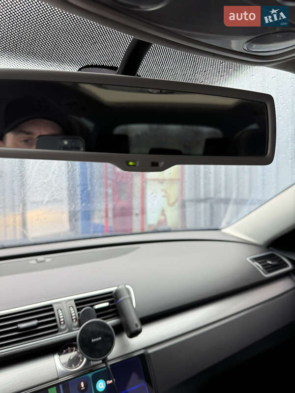 Универсал Volkswagen Passat 2012 в Вознесенске