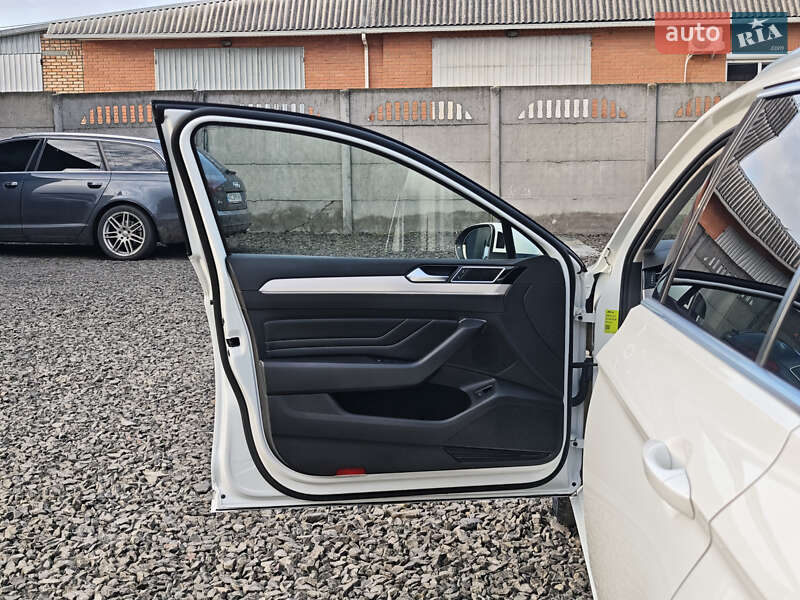 Универсал Volkswagen Passat 2021 в Луцке фото 18 Универсал Volkswagen Passat 2021 в Луцке