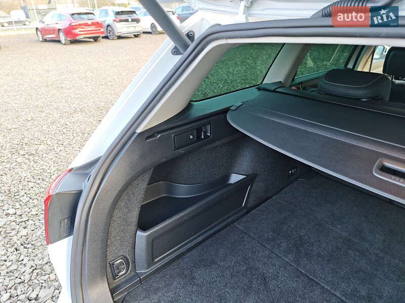 Универсал Volkswagen Passat 2021 в Луцке фото 64 Универсал Volkswagen Passat 2021 в Луцке