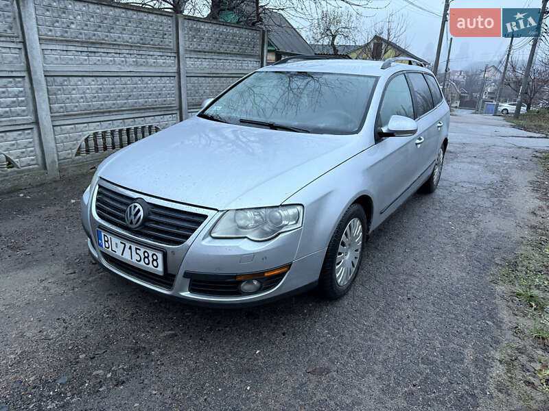 Универсал Volkswagen Passat 2006 в Киеве