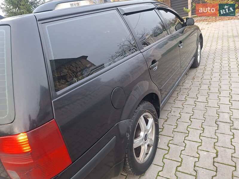 Универсал Volkswagen Passat 1998 в Черновцах