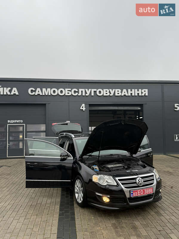 Универсал Volkswagen Passat 2010 в Одессе