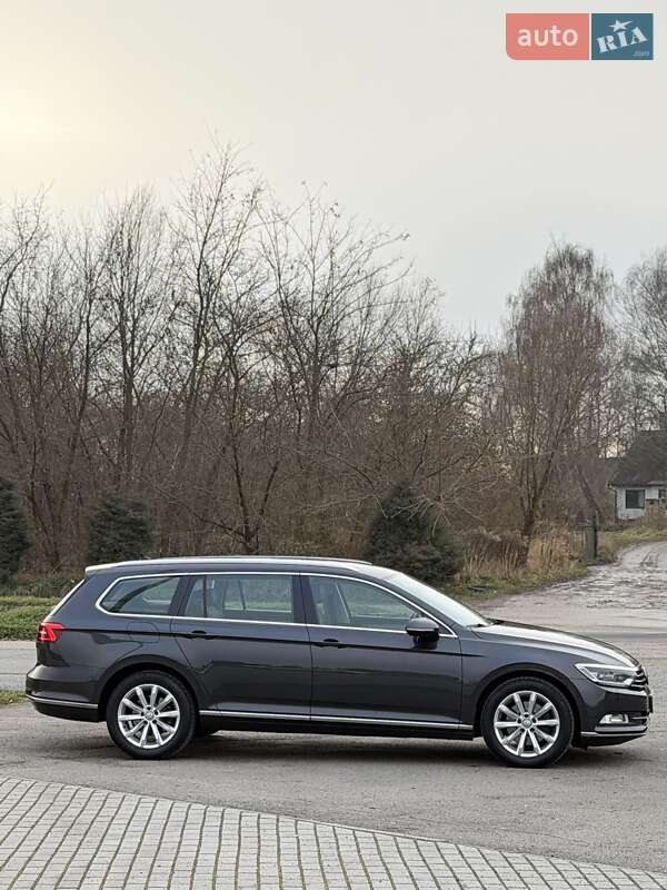 Універсал Volkswagen Passat 2018 в Львові