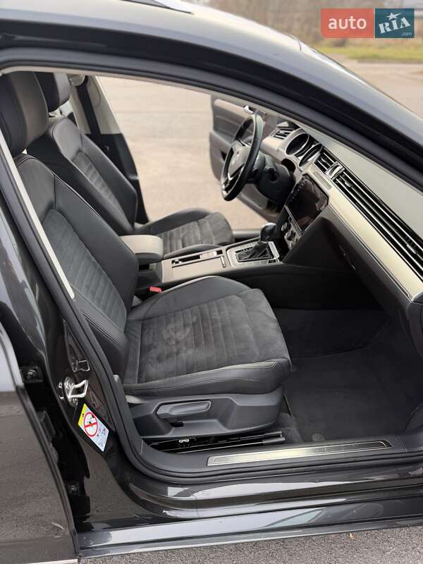 Універсал Volkswagen Passat 2018 в Львові