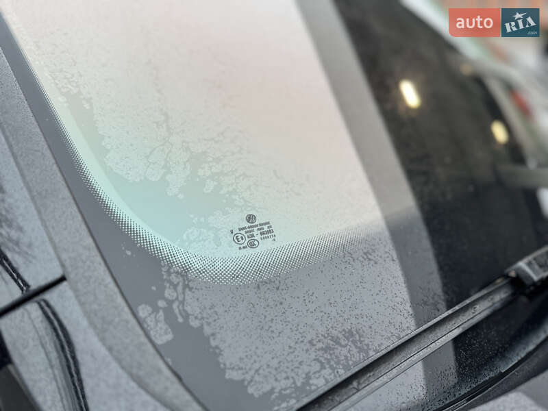 Седан Volkswagen Passat 2016 в Тростянце