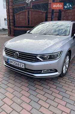 Универсал Volkswagen Passat 2016 в Звягеле