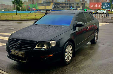 Седан Volkswagen Passat 2010 в Києві