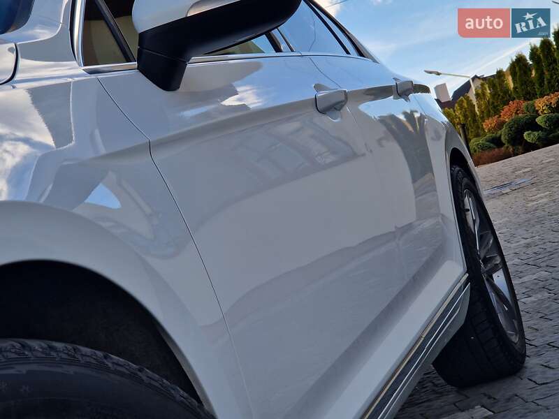 Седан Volkswagen Passat 2016 в Дрогобыче