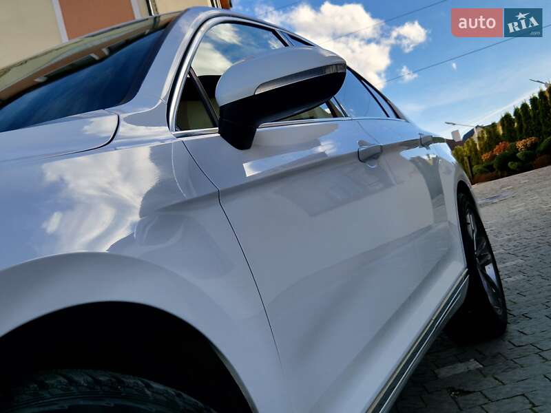 Седан Volkswagen Passat 2016 в Дрогобыче