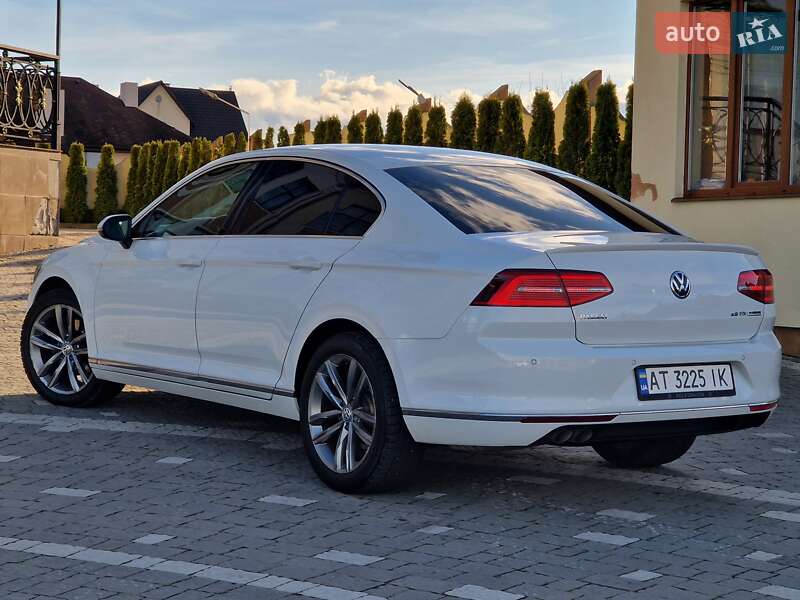 Седан Volkswagen Passat 2016 в Дрогобыче