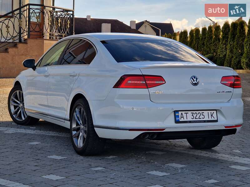 Седан Volkswagen Passat 2016 в Дрогобыче