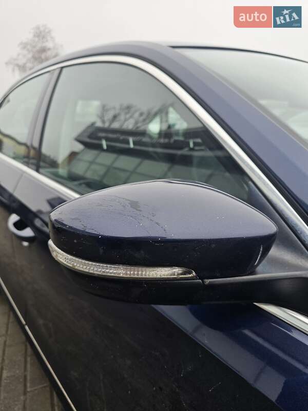 Седан Volkswagen Passat 2014 в Полтаве