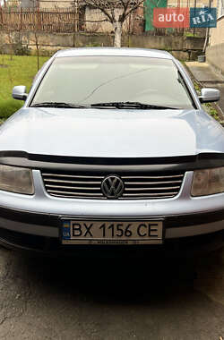 Седан Volkswagen Passat 1999 в Дунаївцях