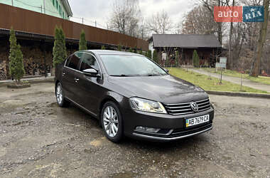 Седан Volkswagen Passat 2013 в Солотвині