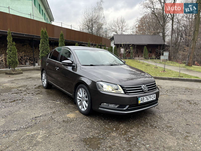 Седан Volkswagen Passat 2013 в Солотвине