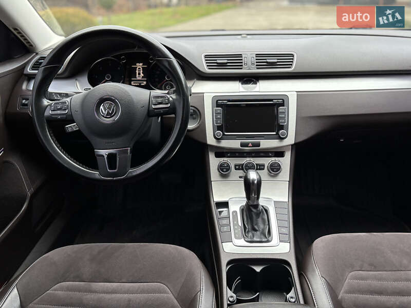 Седан Volkswagen Passat 2013 в Солотвине