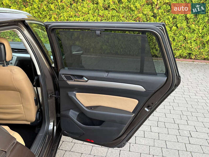 Универсал Volkswagen Passat 2015 в Стрые