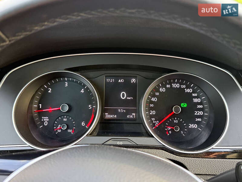 Универсал Volkswagen Passat 2015 в Стрые